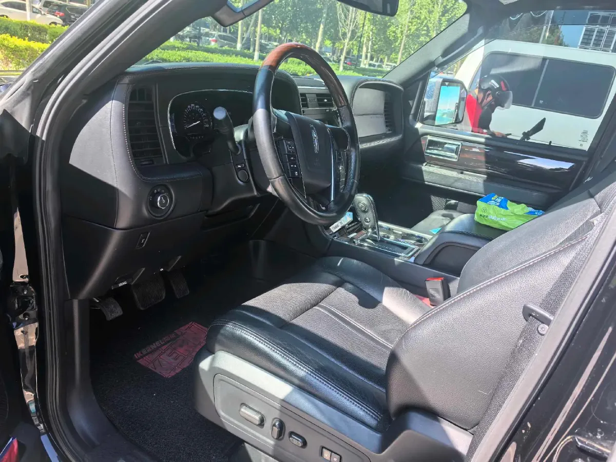 2017 Lincoln Navigator 3.5T 355HP V6 6AT,autocango,china used car exporter,china ev exporter,chinese used car exporter,chinese used ev exporter