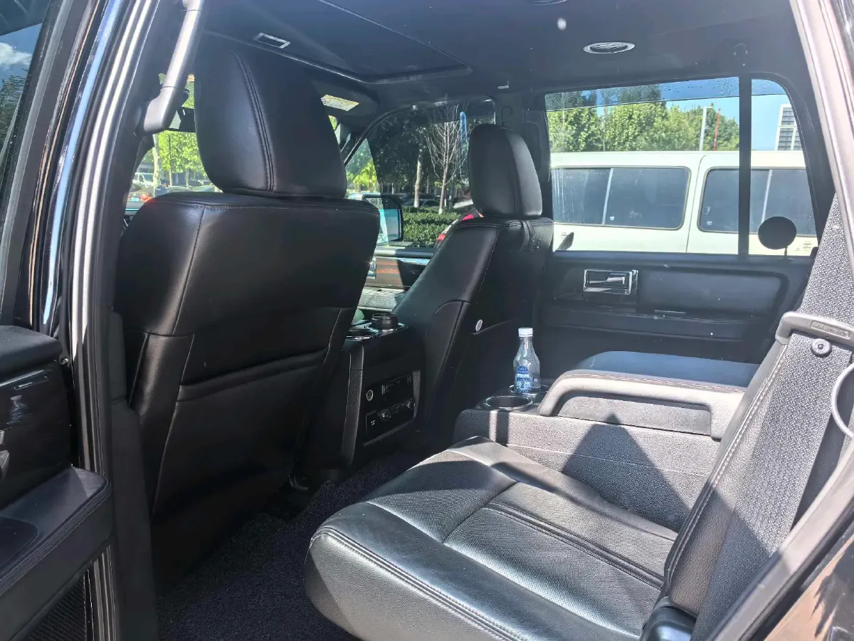 2017 Lincoln Navigator 3.5T 355HP V6 6AT,autocango,china used car exporter,china ev exporter,chinese used car exporter,chinese used ev exporter