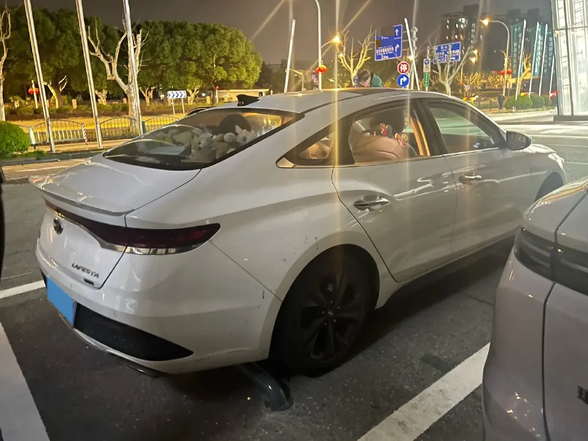 2019 Hyundai La Festa 1.6T 204HP L4 7DCT,autocango,china used car exporter,china ev exporter,chinese used car exporter,chinese used ev exporter