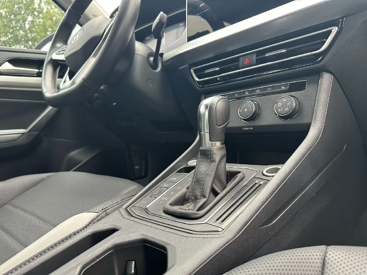 2023 Volkswagen Lavida 1.4T 150HP L4 7DCT,autocango,china used car exporter,china ev exporter,chinese used car exporter,chinese used ev exporter