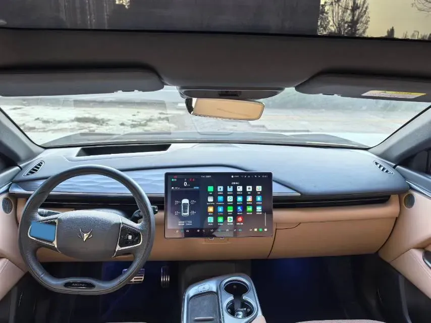 2024 HongQi H5 2.0T 224HP L4 8AT,autocango,china used car exporter,china ev exporter,chinese used car exporter,chinese used ev exporter