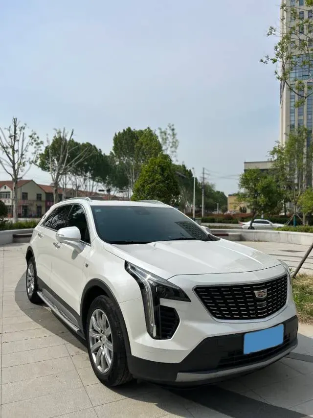 2023 Cadillac XT4 2.0T 237HP L4 9AT,autocango,china used car exporter,china ev exporter,chinese used car exporter,chinese used ev exporter