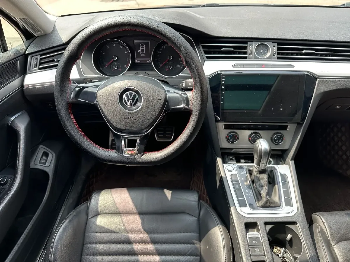 2018 Volkswagen Magotan 1.4T 150HP L4 7DCT,autocango,china used car exporter,china ev exporter,chinese used car exporter,chinese used ev exporter