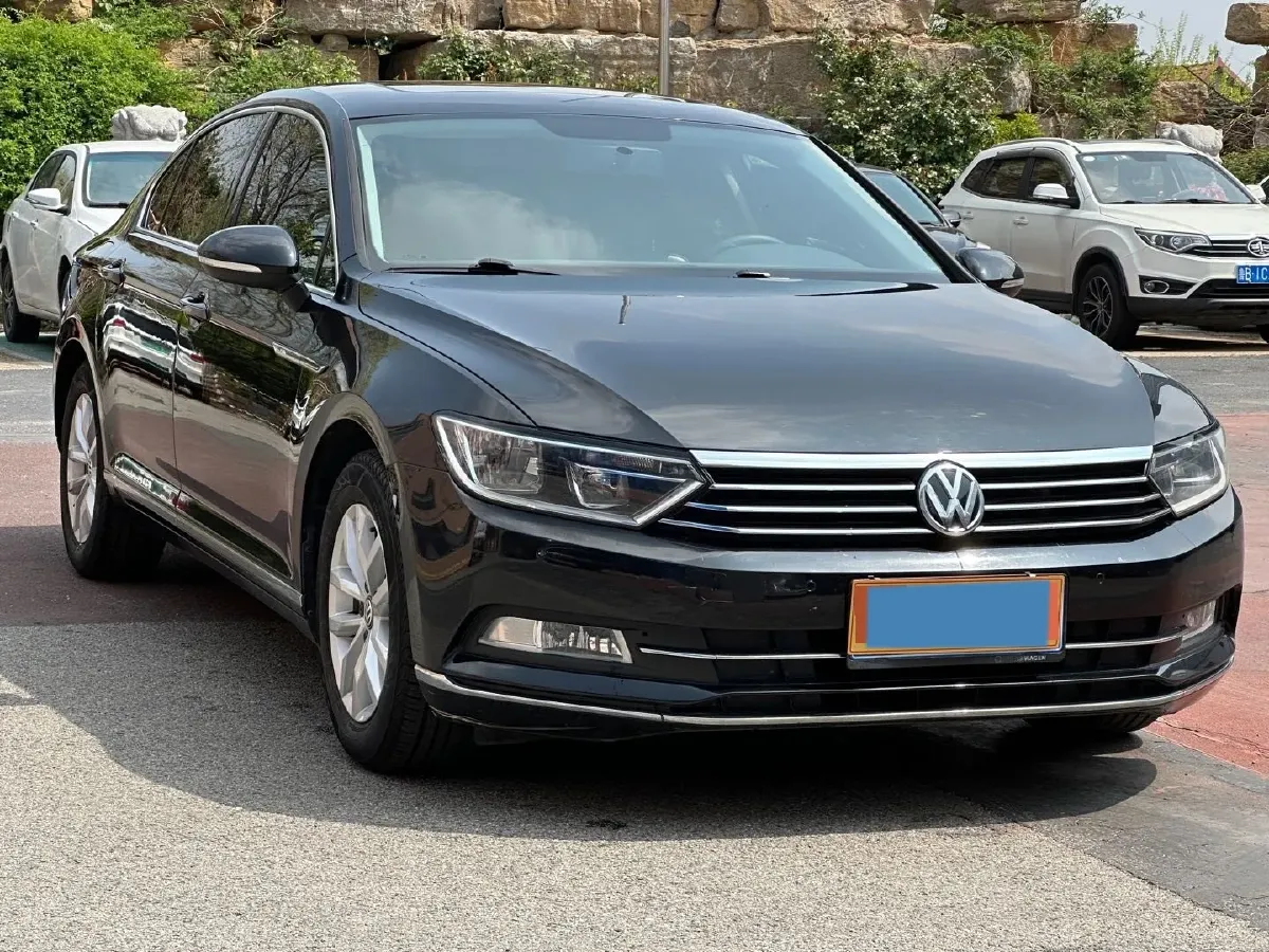 2018 Volkswagen Magotan 1.4T 150HP L4 7DCT,autocango,china used car exporter,china ev exporter,chinese used car exporter,chinese used ev exporter