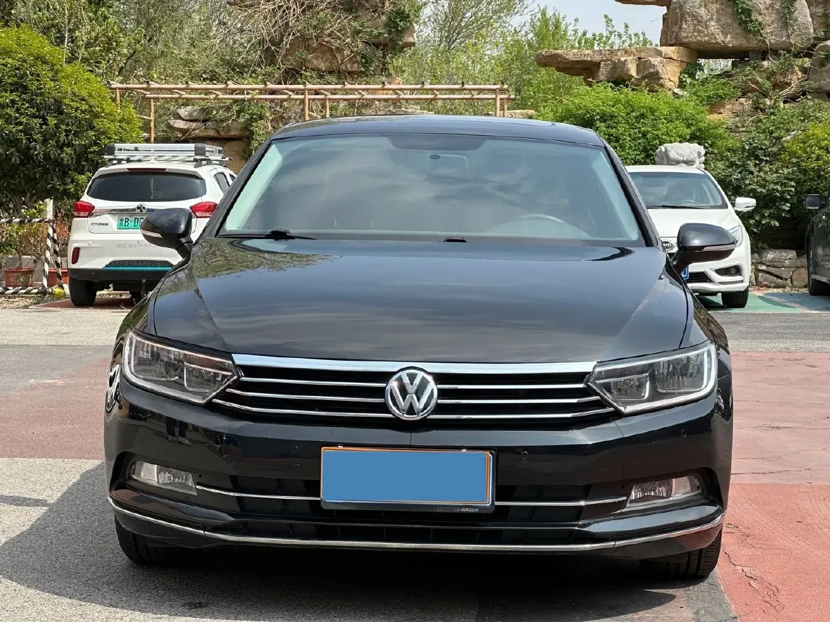 2018 Volkswagen Magotan 1.4T 150HP L4 7DCT,autocango,china used car exporter,china ev exporter,chinese used car exporter,chinese used ev exporter