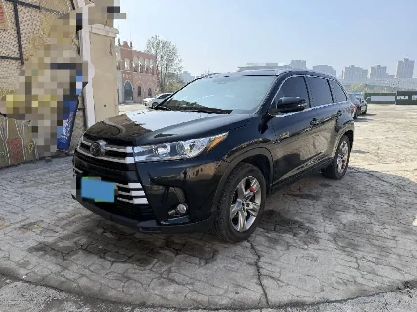 2021 Toyota Highlander 2.0T 220HP L4 6AT,autocango,china used car exporter,china ev exporter,chinese used car exporter,chinese used ev exporter