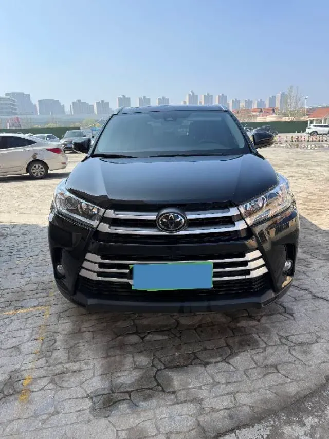2021 Toyota Highlander 2.0T 220HP L4 6AT,autocango,china used car exporter,china ev exporter,chinese used car exporter,chinese used ev exporter