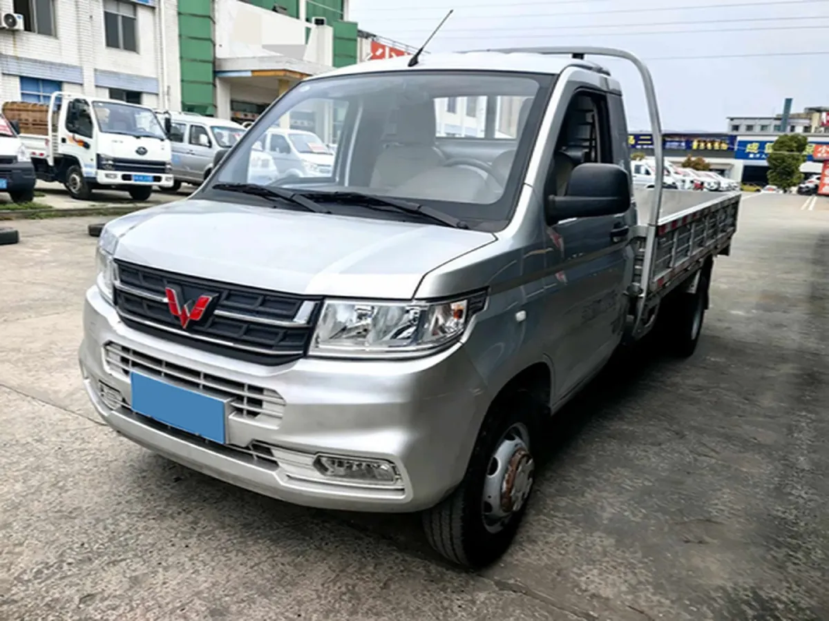2023 WuLing RongGuang New Truck 2.0L 136HP L4 5MT,autocango,china used car exporter,china ev exporter,chinese used car exporter,chinese used ev exporter