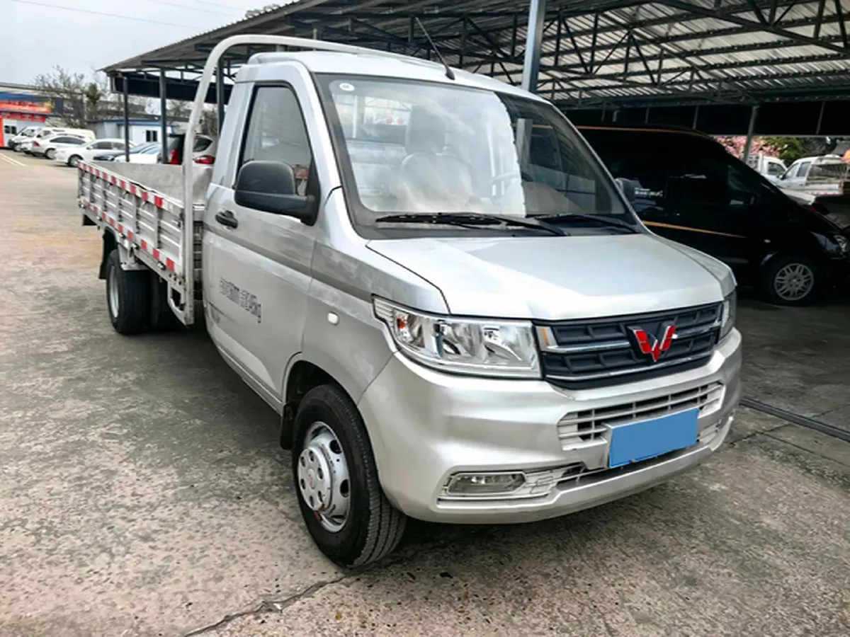 2023 WuLing RongGuang New Truck 2.0L 136HP L4 5MT,autocango,china used car exporter,china ev exporter,chinese used car exporter,chinese used ev exporter