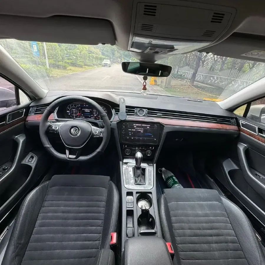 2019 Volkswagen Magotan 2.0T 186HP L4 7DCT,autocango,china used car exporter,china ev exporter,chinese used car exporter,chinese used ev exporter