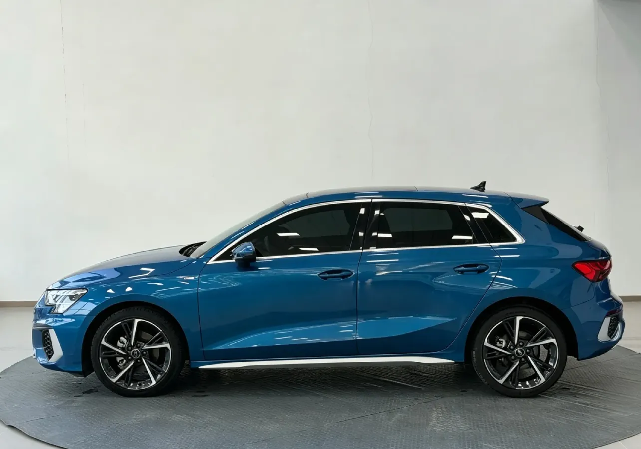 2022 Audi A3 1.4T 150HP L4 7DCT,autocango,china used car exporter,china ev exporter,chinese used car exporter,chinese used ev exporter