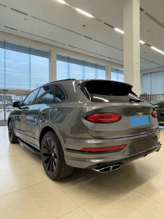 2021 Bentley Bentayga 4.0T 550HP V8 8AT,autocango,china used car exporter,china ev exporter,chinese used car exporter,chinese used ev exporter