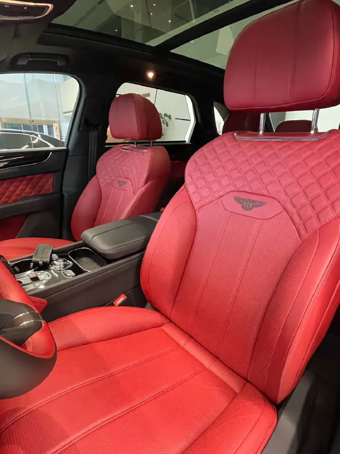 2021 Bentley Bentayga 4.0T 550HP V8 8AT,autocango,china used car exporter,china ev exporter,chinese used car exporter,chinese used ev exporter