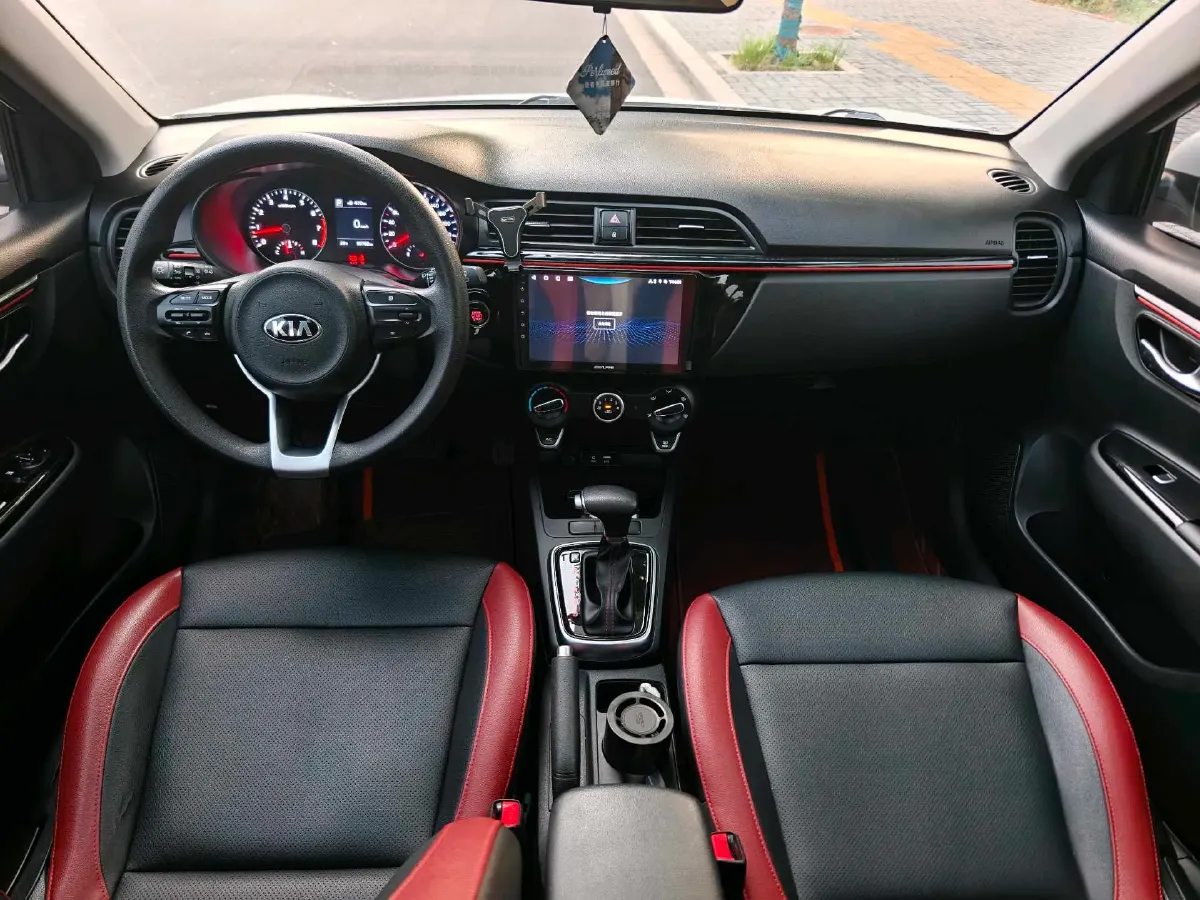 2019 ChangAn CS35 Plus 1.6L 128HP L4 6AT,autocango,china used car exporter,china ev exporter,chinese used car exporter,chinese used ev exporter