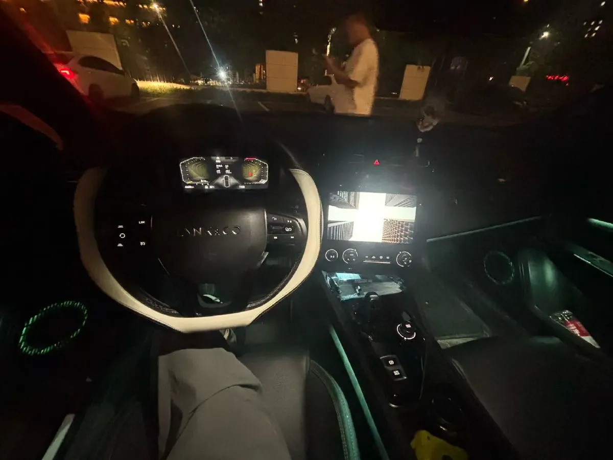 2021 LYNK&CO 03 1.5T 180HP L3 7DCT,autocango,china used car exporter,china ev exporter,chinese used car exporter,chinese used ev exporter