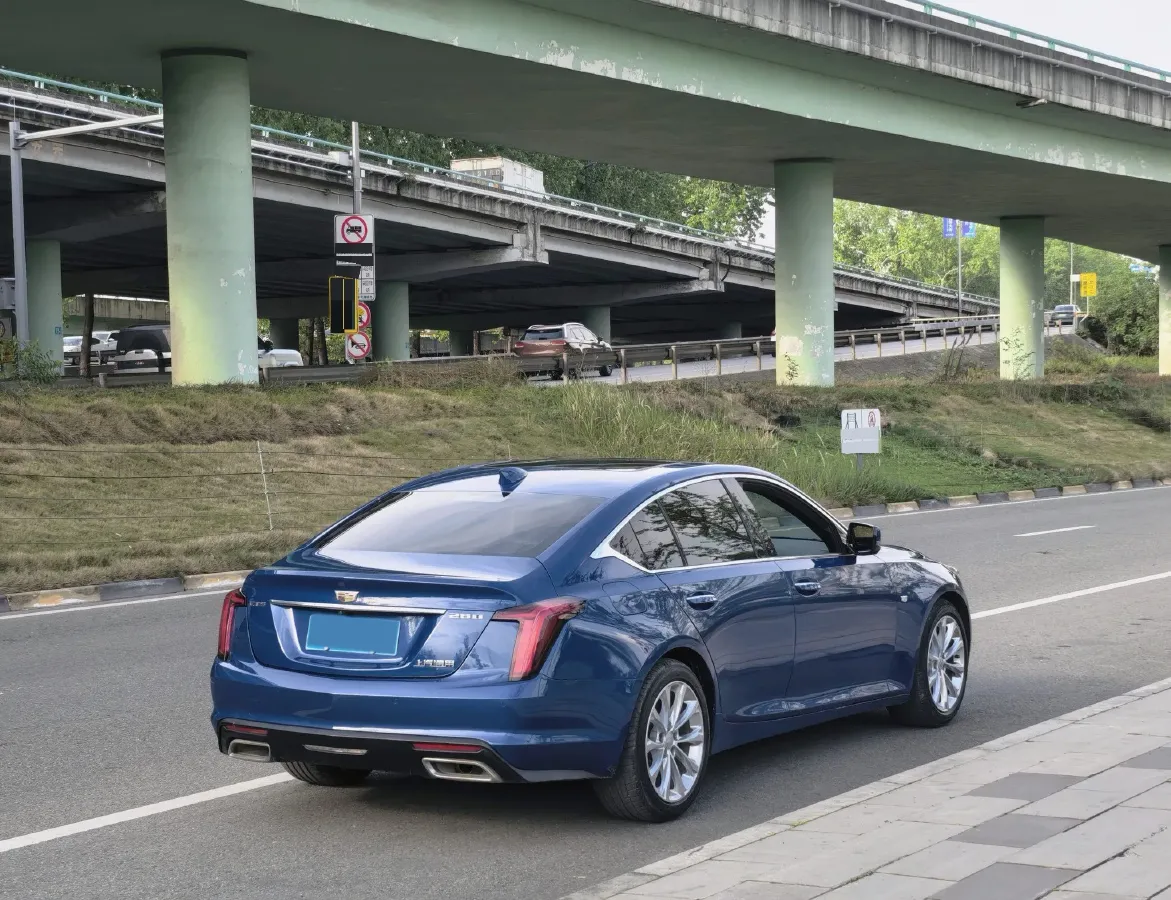 2022 Cadillac CT5 2.0T 237HP L4 10AT,autocango,china used car exporter,china ev exporter,chinese used car exporter,chinese used ev exporter