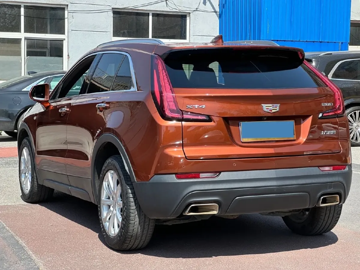 2020 Cadillac XT4 2.0T 237HP L4 9AT,autocango,china used car exporter,china ev exporter,chinese used car exporter,chinese used ev exporter