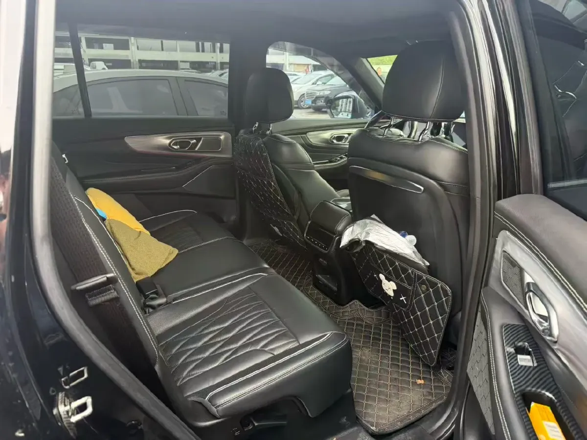 2022 GAC Trumpchi GS8 2.0T 252HP L4 8AT,autocango,china used car exporter,china ev exporter,chinese used car exporter,chinese used ev exporter