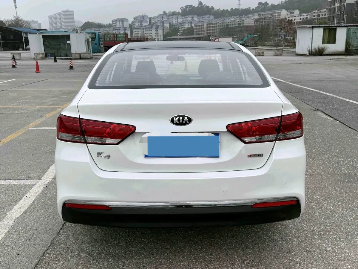 2017 Kia K4 1.6T 175HP L4 7DCT,autocango,china used car exporter,china ev exporter,chinese used car exporter,chinese used ev exporter