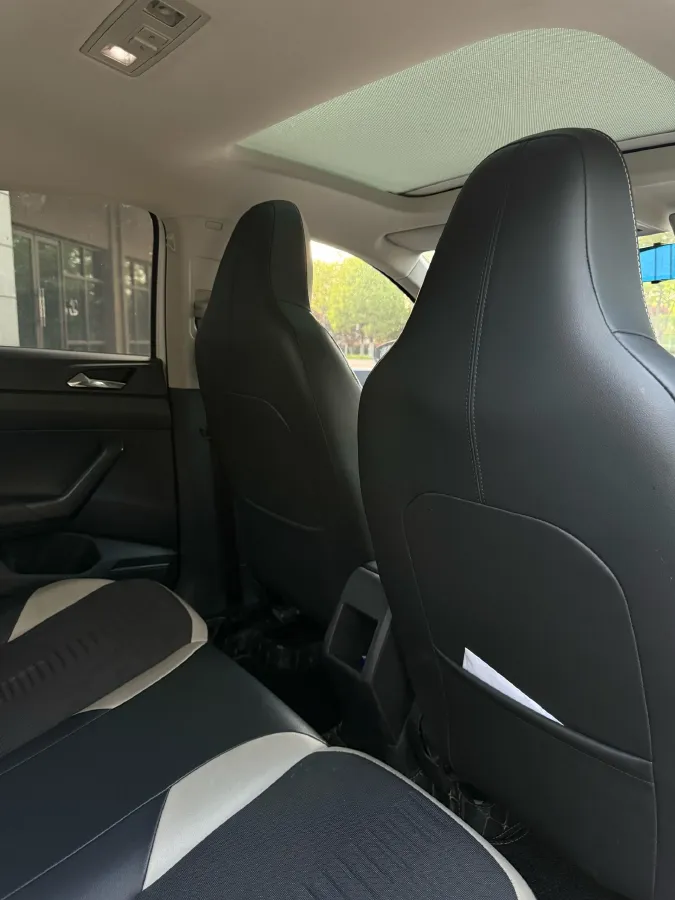 2021 Haval H6 1.5T 169HP L4 7DCT,autocango,china used car exporter,china ev exporter,chinese used car exporter,chinese used ev exporter