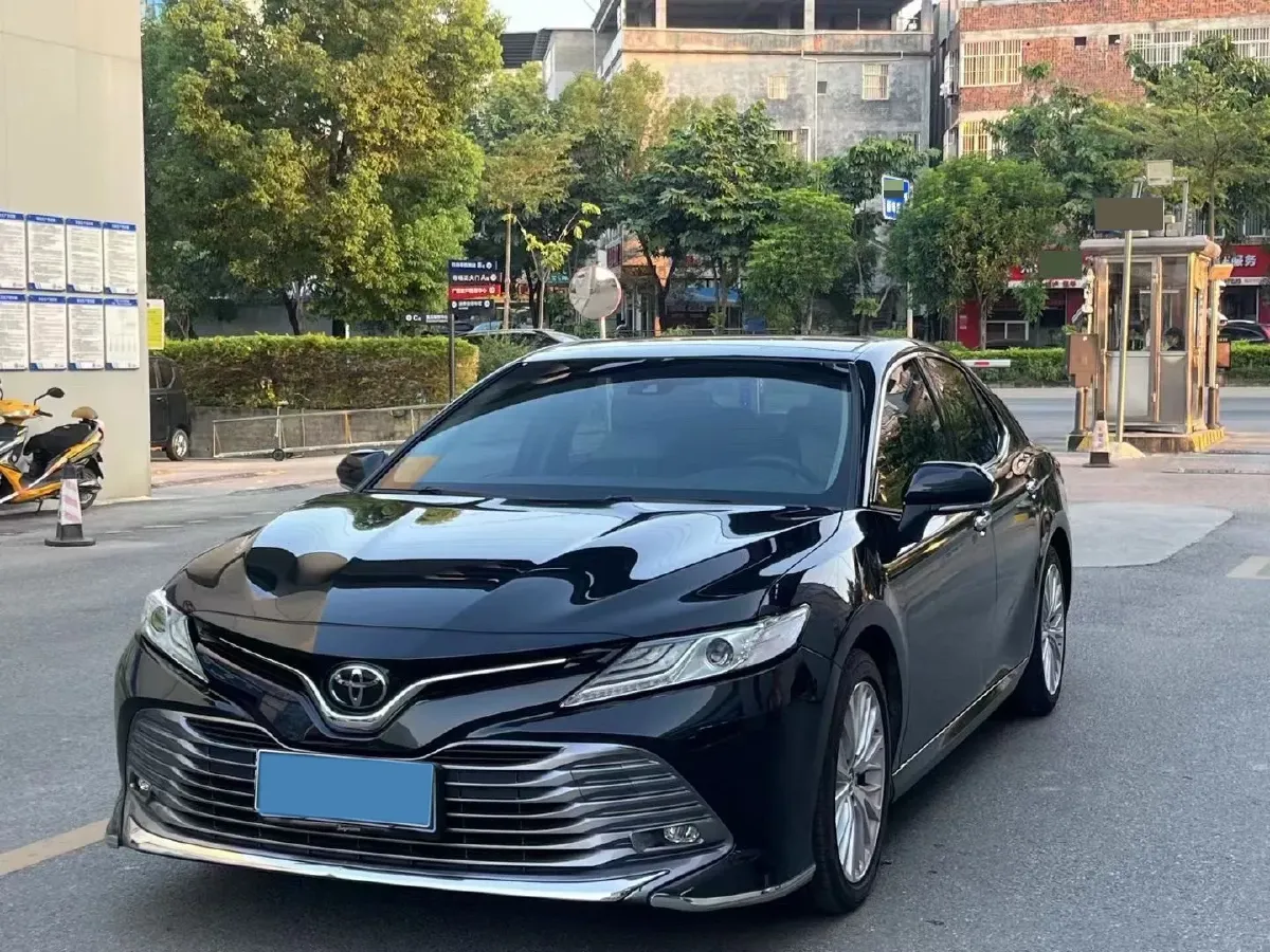 2019 Toyota Camry 2.5L 209HP L4 8AT,autocango,china used car exporter,china ev exporter,chinese used car exporter,chinese used ev exporter