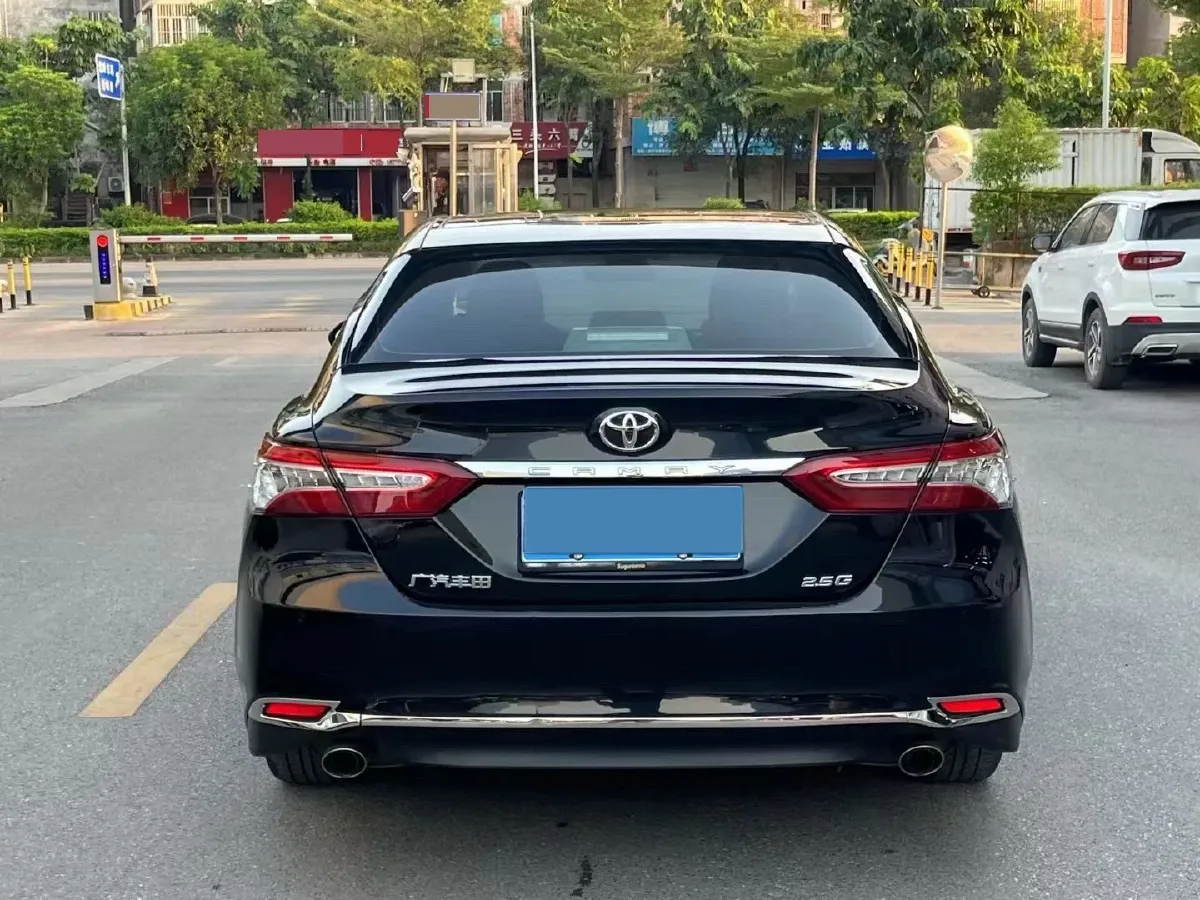 2019 Toyota Camry 2.5L 209HP L4 8AT,autocango,china used car exporter,china ev exporter,chinese used car exporter,chinese used ev exporter