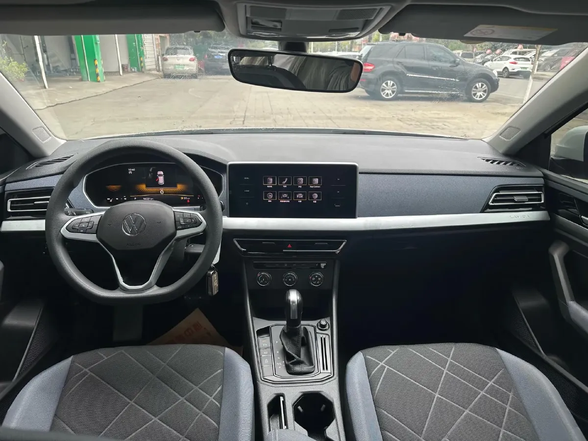 2024 Volkswagen Lavida 1.5L 110HP L4 6AT,autocango,china used car exporter,china ev exporter,chinese used car exporter,chinese used ev exporter