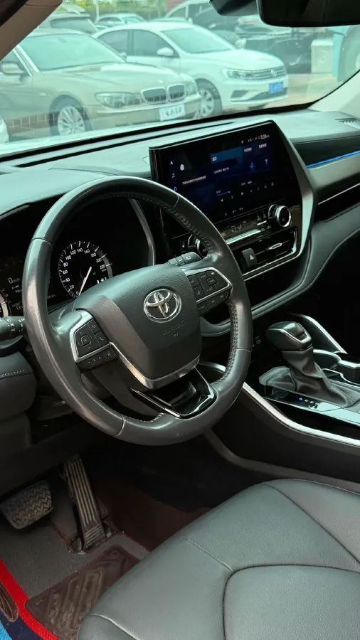 2022 Toyota Highlander 2.0T 248HP L4 8AT,autocango,china used car exporter,china ev exporter,chinese used car exporter,chinese used ev exporter