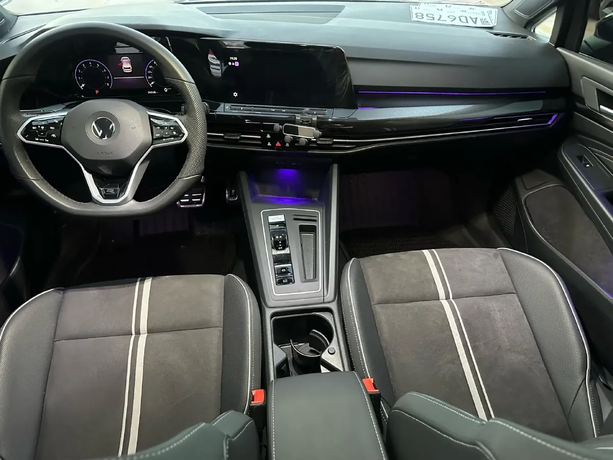 2023 Volkswagen Golf 1.4T 150HP L4 7DCT,autocango,china used car exporter,china ev exporter,chinese used car exporter,chinese used ev exporter