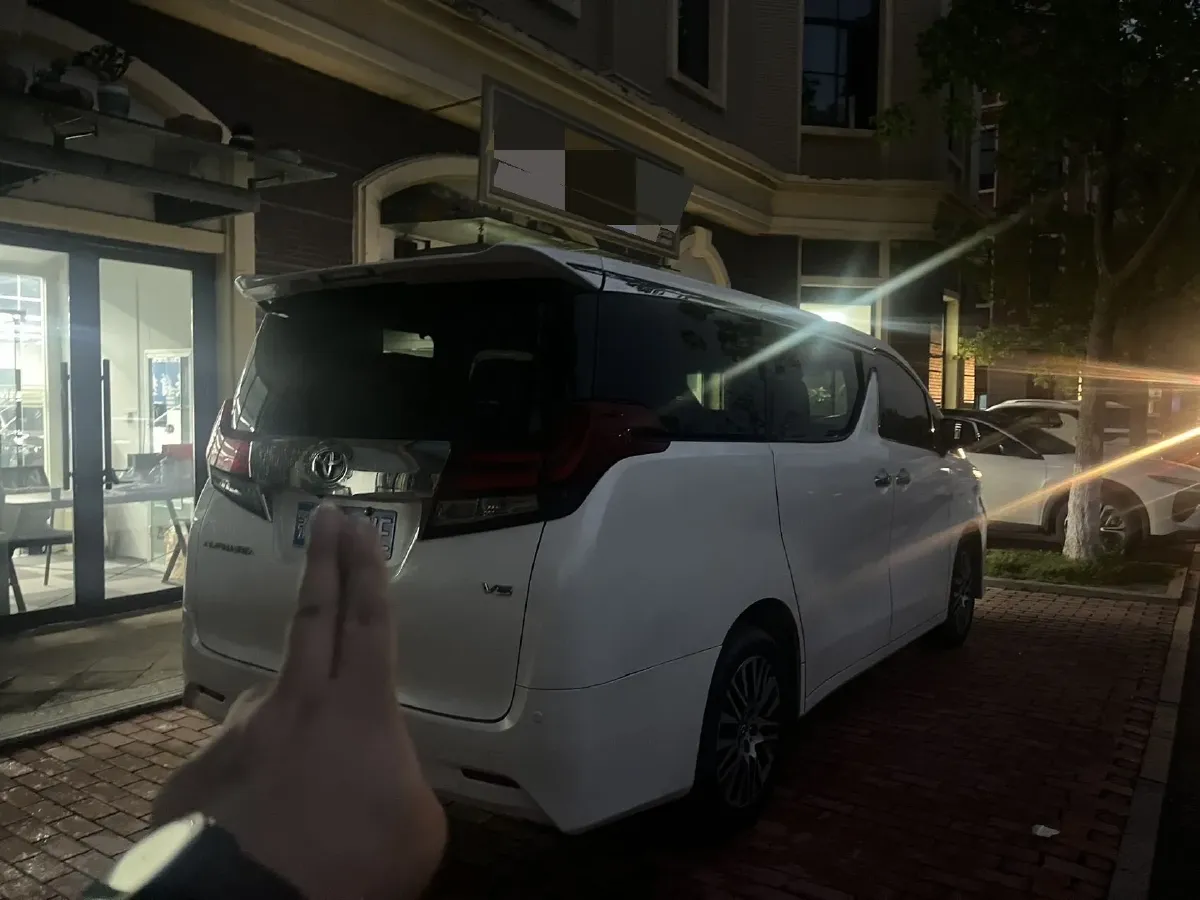 2018 Toyota Alphard 3.5L 275HP V6 6AT,autocango,china used car exporter,china ev exporter,chinese used car exporter,chinese used ev exporter