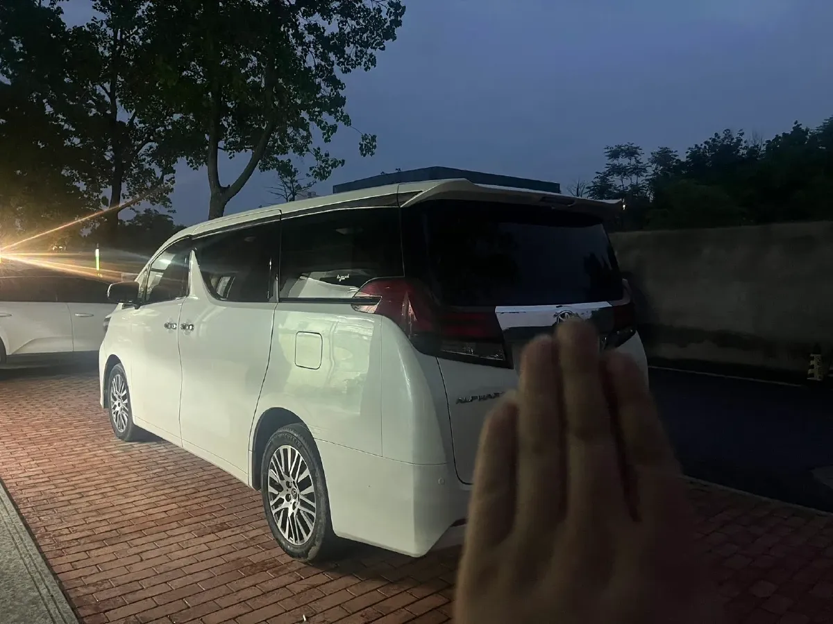 2018 Toyota Alphard 3.5L 275HP V6 6AT,autocango,china used car exporter,china ev exporter,chinese used car exporter,chinese used ev exporter