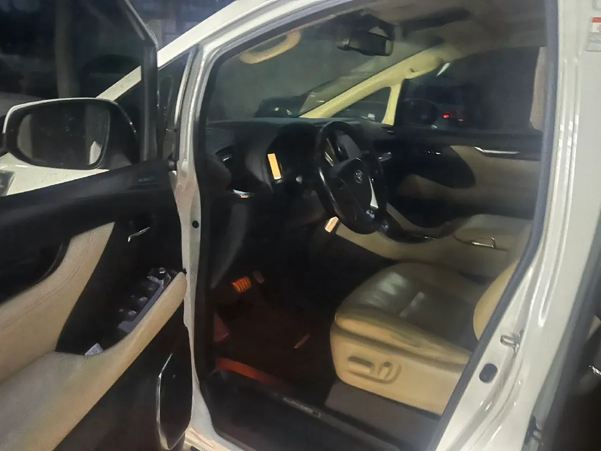 2018 Toyota Alphard 3.5L 275HP V6 6AT,autocango,china used car exporter,china ev exporter,chinese used car exporter,chinese used ev exporter