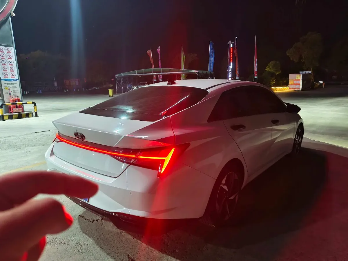 2021 Hyundai Elantra 1.5L 115HP L4 CVT,autocango,china used car exporter,china ev exporter,chinese used car exporter,chinese used ev exporter