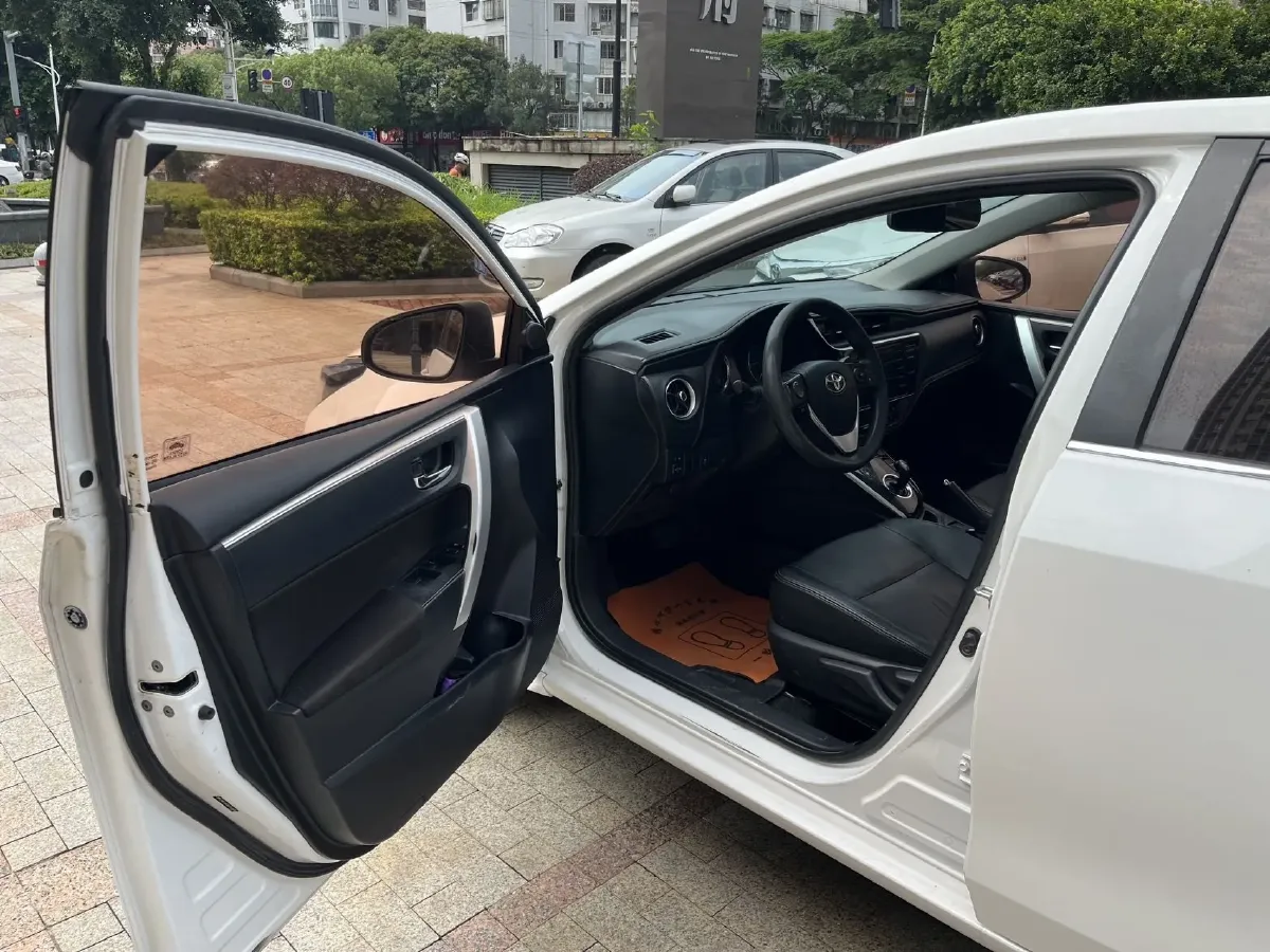 2017 Toyota Corolla 1.2T 116HP L4 CVT,autocango,china used car exporter,china ev exporter,chinese used car exporter,chinese used ev exporter