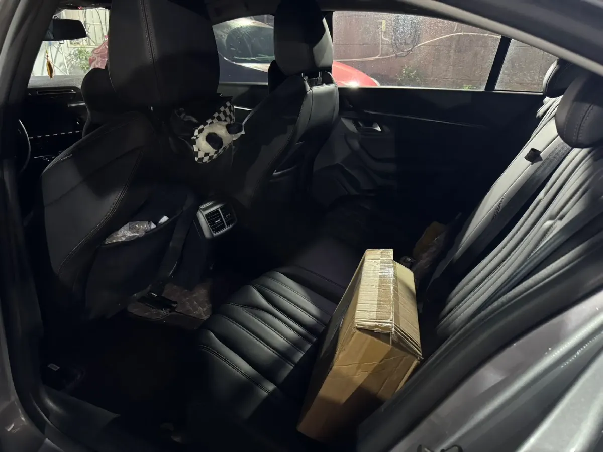 2019 Peugeot 508 1.8T 211HP L4 8AT,autocango,china used car exporter,china ev exporter,chinese used car exporter,chinese used ev exporter