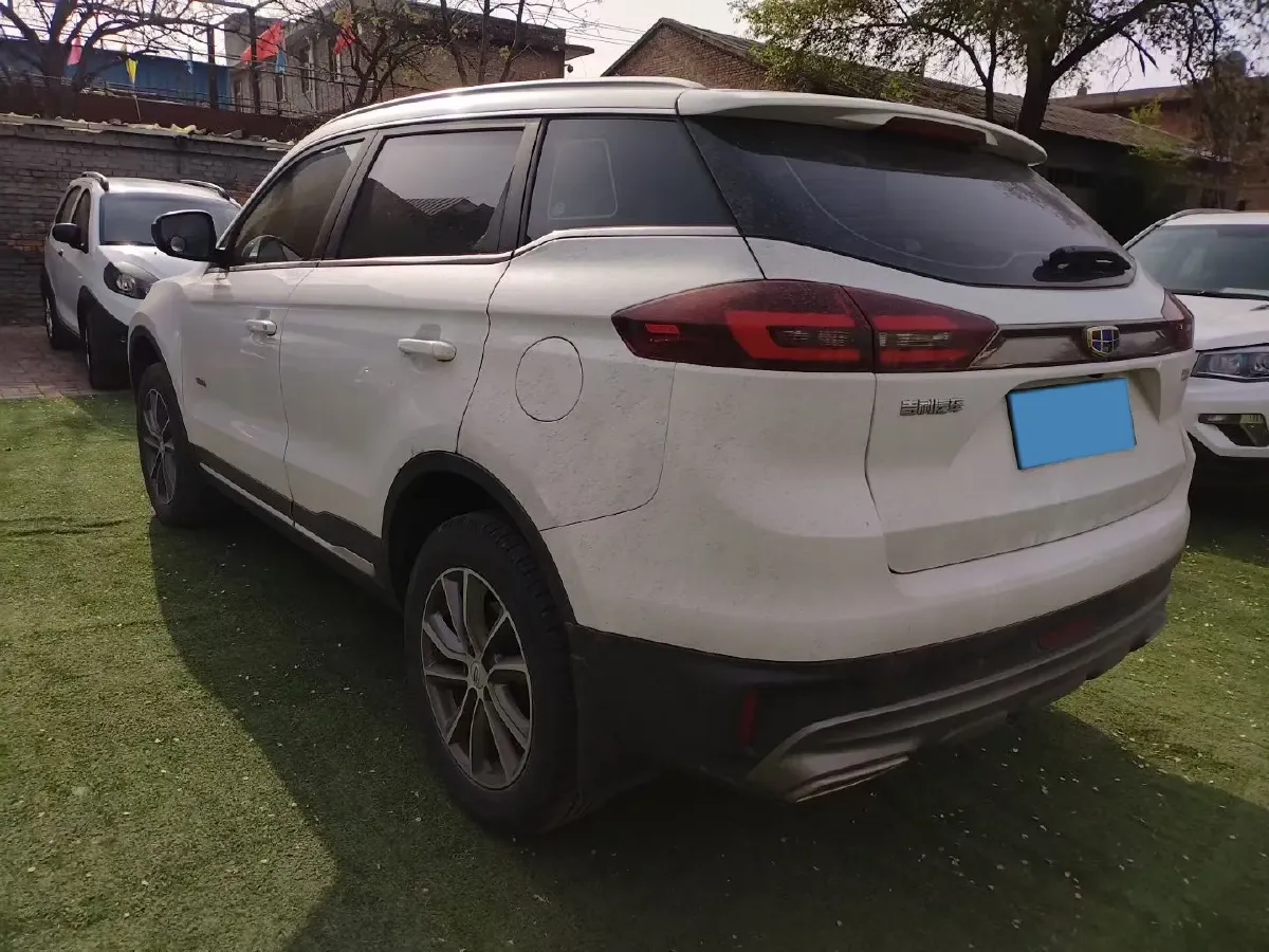 2020 Roewe i6 1.5T 169HP L4 7DCT,autocango,china used car exporter,china ev exporter,chinese used car exporter,chinese used ev exporter