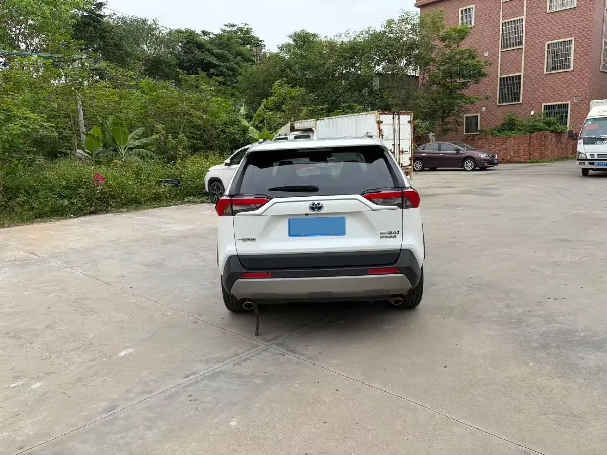 2023 Toyota RAV4 2.5L 178HP L4 E-CVT Hybrid,autocango,china used car exporter,china ev exporter,chinese used car exporter,chinese used ev exporter