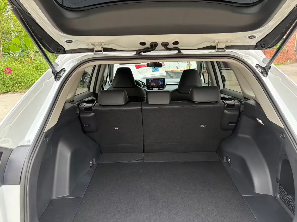 2023 Toyota RAV4 2.5L 178HP L4 E-CVT Hybrid,autocango,china used car exporter,china ev exporter,chinese used car exporter,chinese used ev exporter