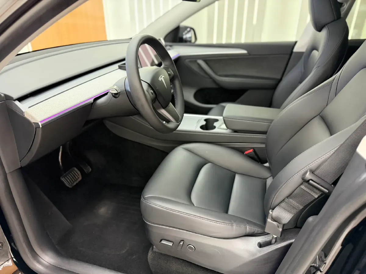 2022 Tesla Model Y BEV 60KWH,autocango,china used car exporter,china ev exporter,chinese used car exporter,chinese used ev exporter