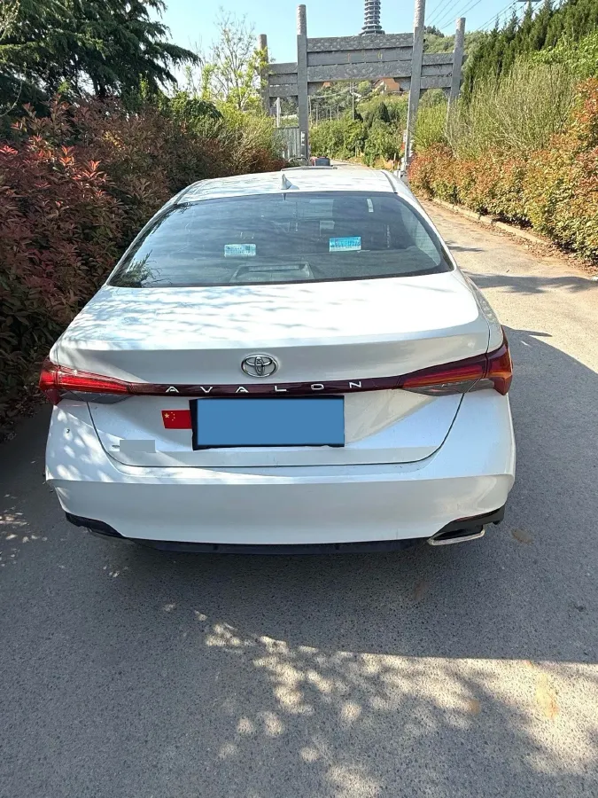 2022 Toyota Avalon 2.0L 178HP L4 CVT,autocango,china used car exporter,china ev exporter,chinese used car exporter,chinese used ev exporter