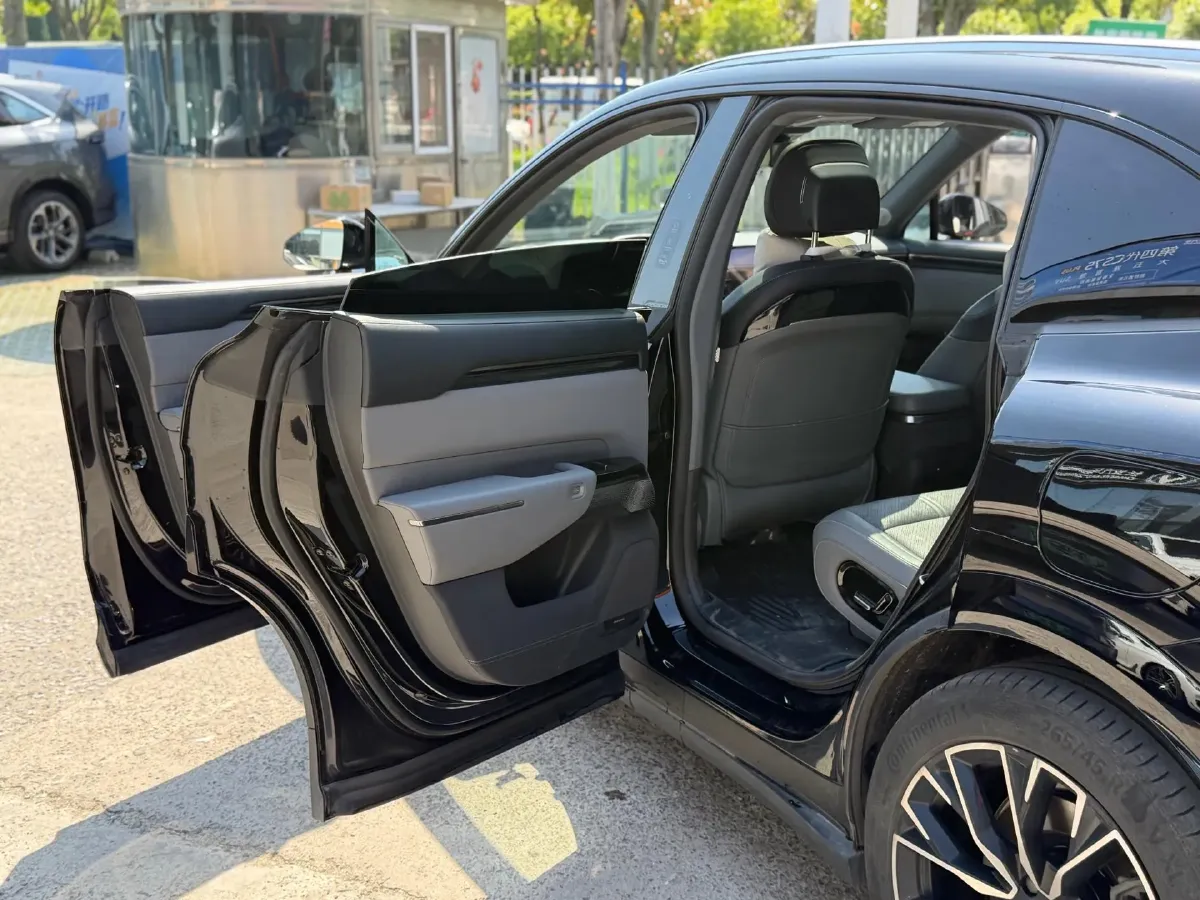 2025 Zeekr 7X BEV 75KWH,autocango,china used car exporter,china ev exporter,chinese used car exporter,chinese used ev exporter