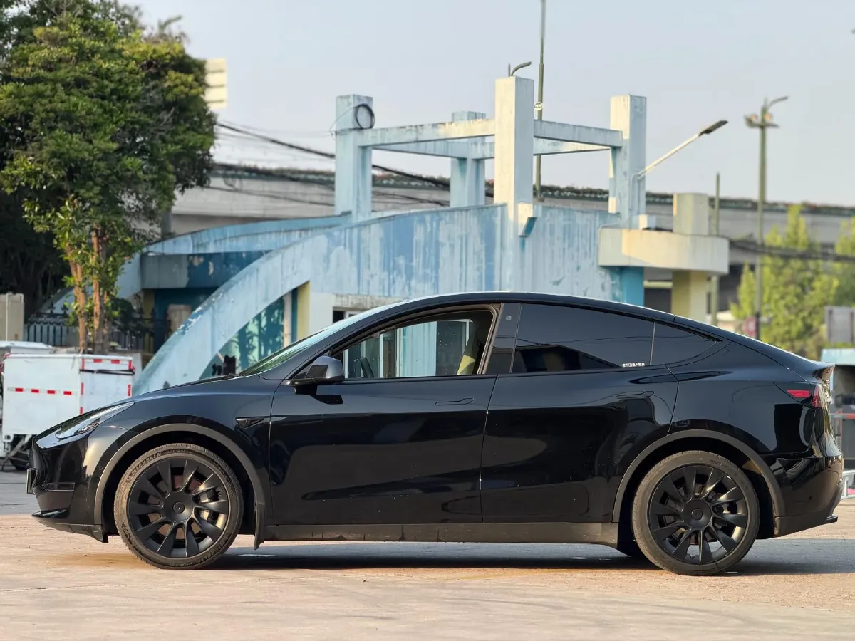 2021 MINI COUNTRYMAN 1.5T 136HP L3 8AT,autocango,china used car exporter,china ev exporter,chinese used car exporter,chinese used ev exporter