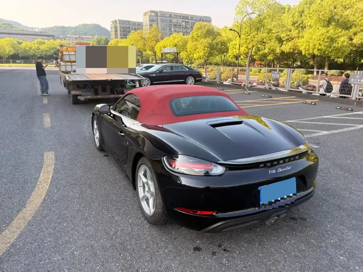 2020 Porsche 718 2.0T 250HP H4 7DCT,autocango,china used car exporter,china ev exporter,chinese used car exporter,chinese used ev exporter