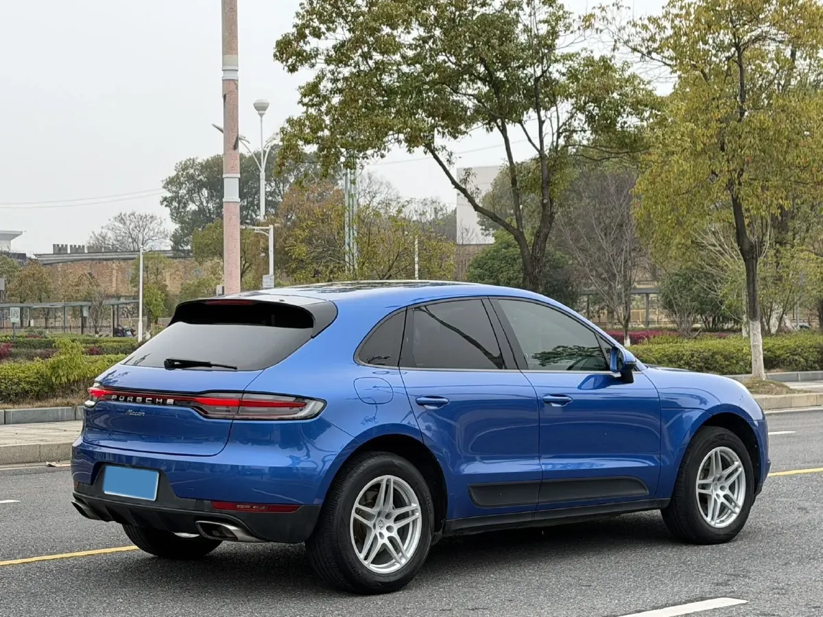 2020 Porsche Macan 2.0T 252HP L4 7DCT,autocango,china used car exporter,china ev exporter,chinese used car exporter,chinese used ev exporter