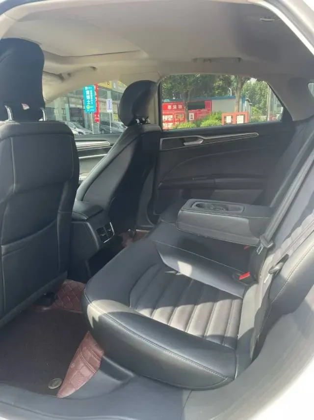 2020 Ford Mondeo 1.5T 182HP L4 6AT,autocango,china used car exporter,china ev exporter,chinese used car exporter,chinese used ev exporter