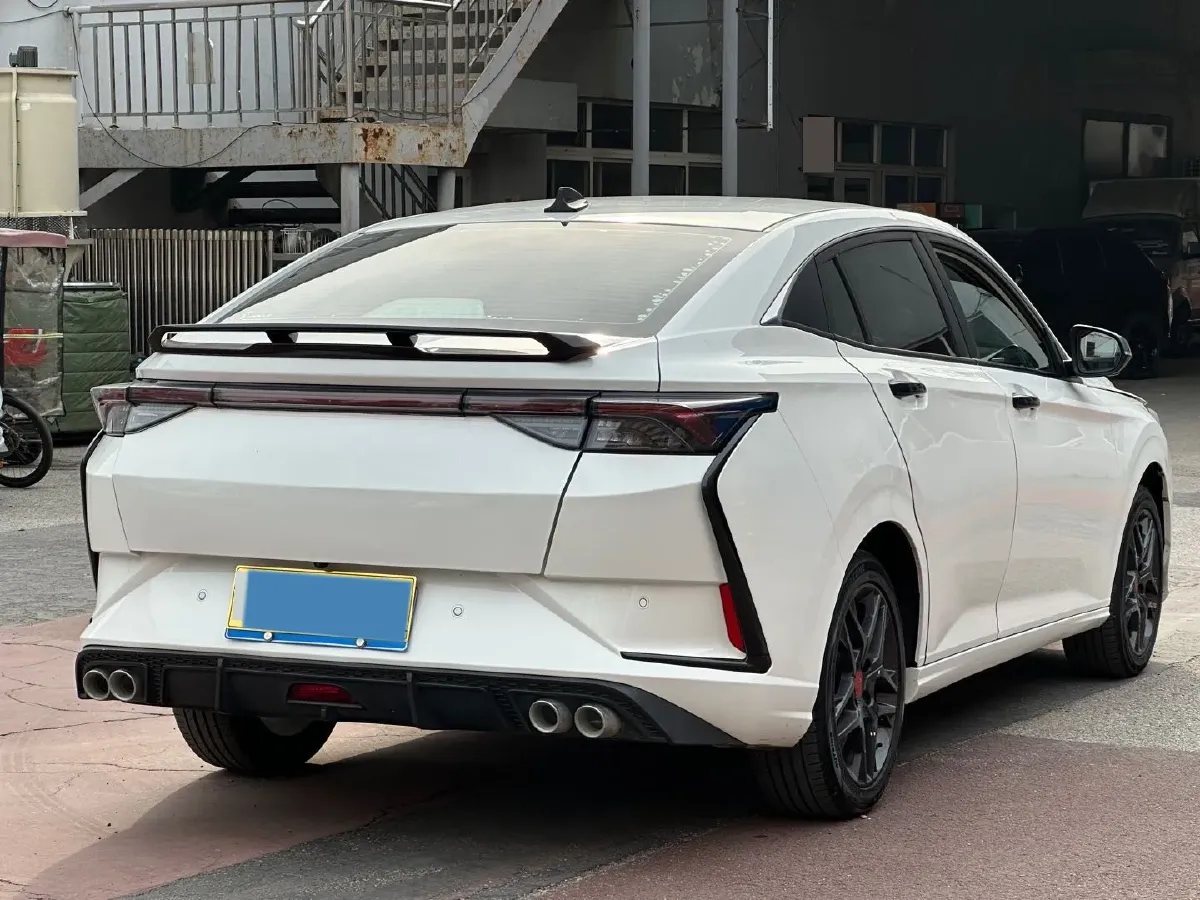 2021 DongFeng Aeolus YiXuan 1.5T 150HP L4 6DCT,autocango,china used car exporter,china ev exporter,chinese used car exporter,chinese used ev exporter