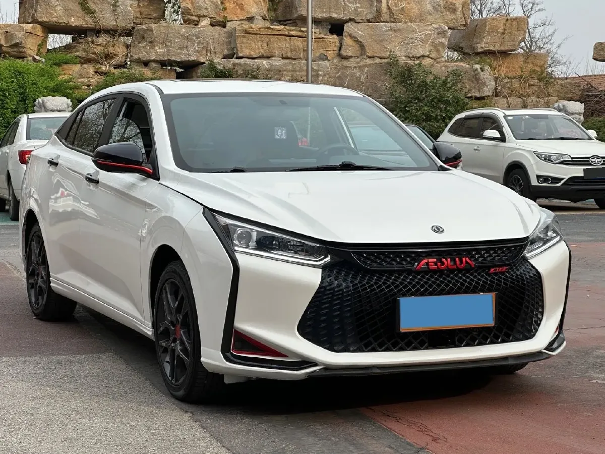 2021 DongFeng Aeolus YiXuan 1.5T 150HP L4 6DCT,autocango,china used car exporter,china ev exporter,chinese used car exporter,chinese used ev exporter