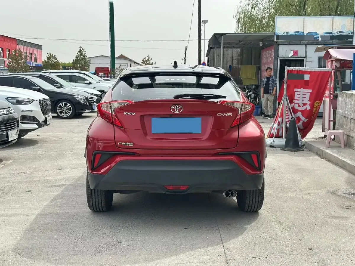 2020 Toyota C-HR 2.0L 171HP L4 CVT,autocango,china used car exporter,china ev exporter,chinese used car exporter,chinese used ev exporter