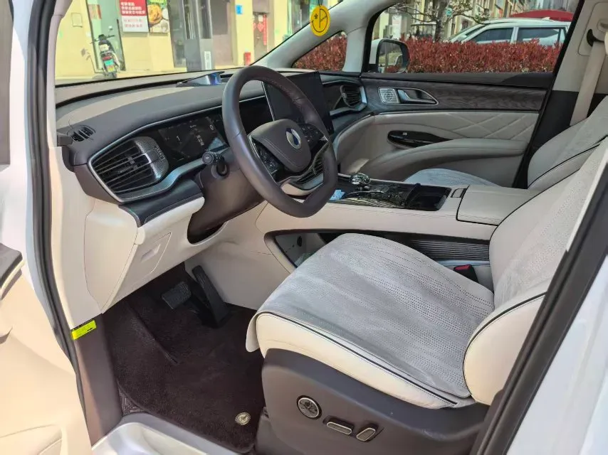 2024 Denza D9 1.5T 139HP L4 E-CVT PHEV 40KWH,autocango,china used car exporter,china ev exporter,chinese used car exporter,chinese used ev exporter