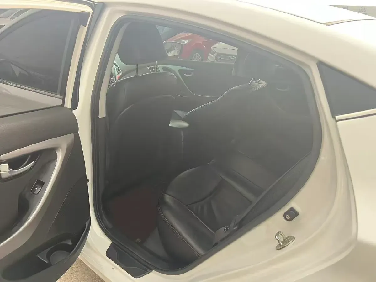 2016 Hyundai Elantra 1.6L 128HP L4 6AT,autocango,china used car exporter,china ev exporter,chinese used car exporter,chinese used ev exporter